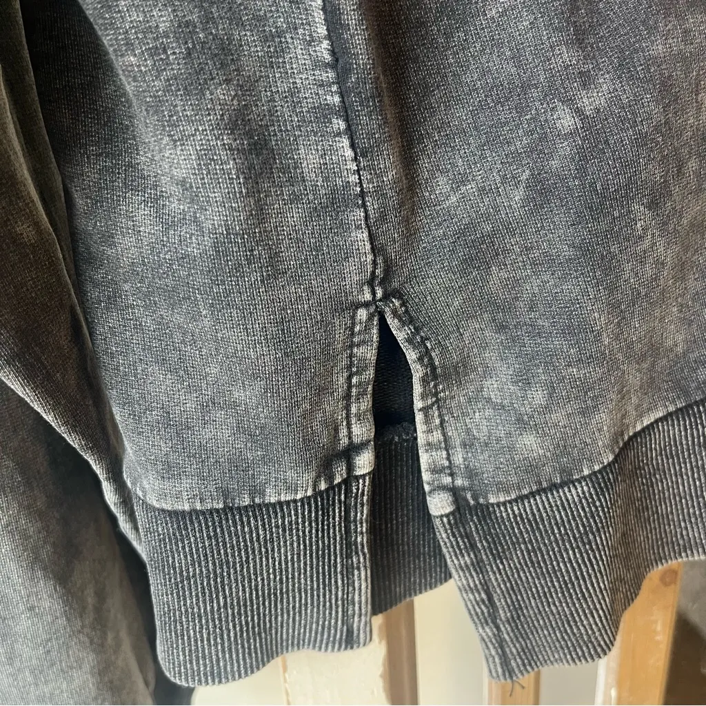 Lightning Bolt Acid Wash Sweatshirt Size Large - Image 4