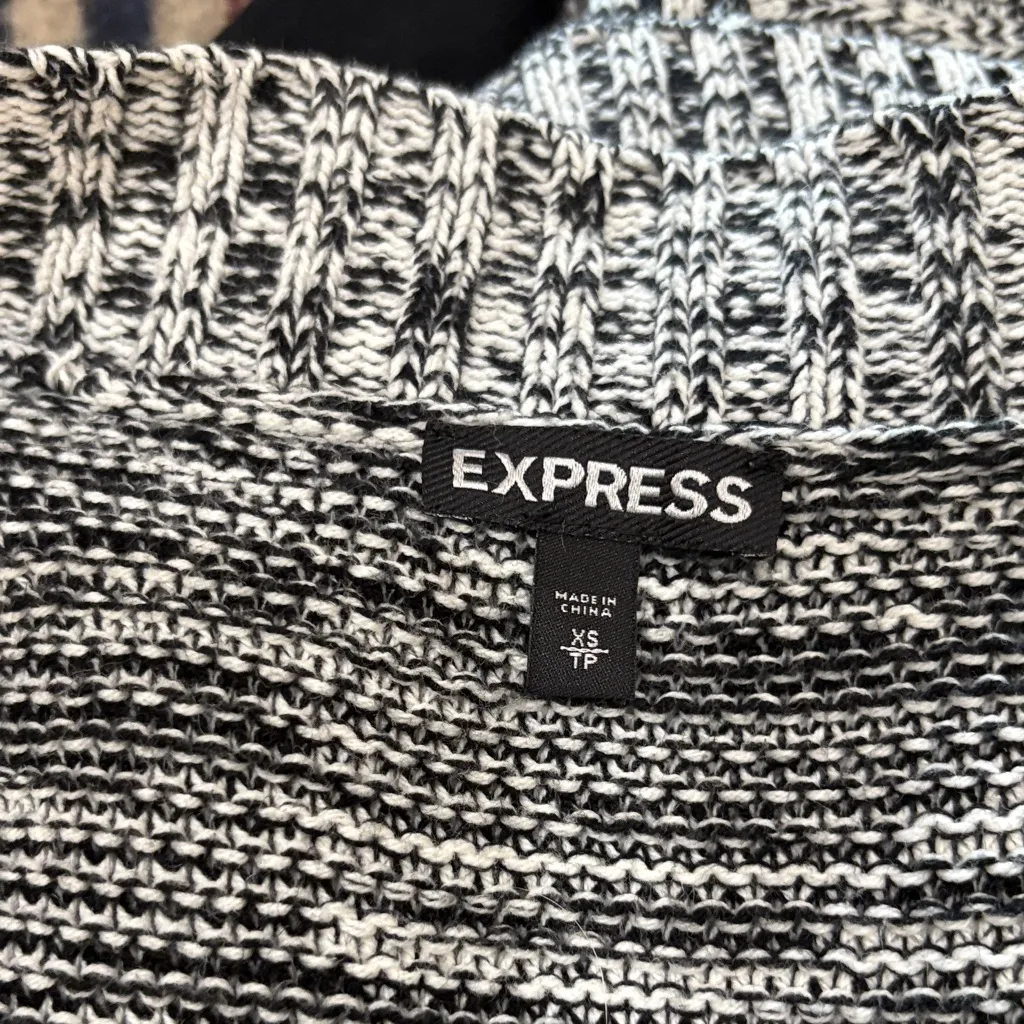 Express Monochrome Knit Cardigan - Image 3