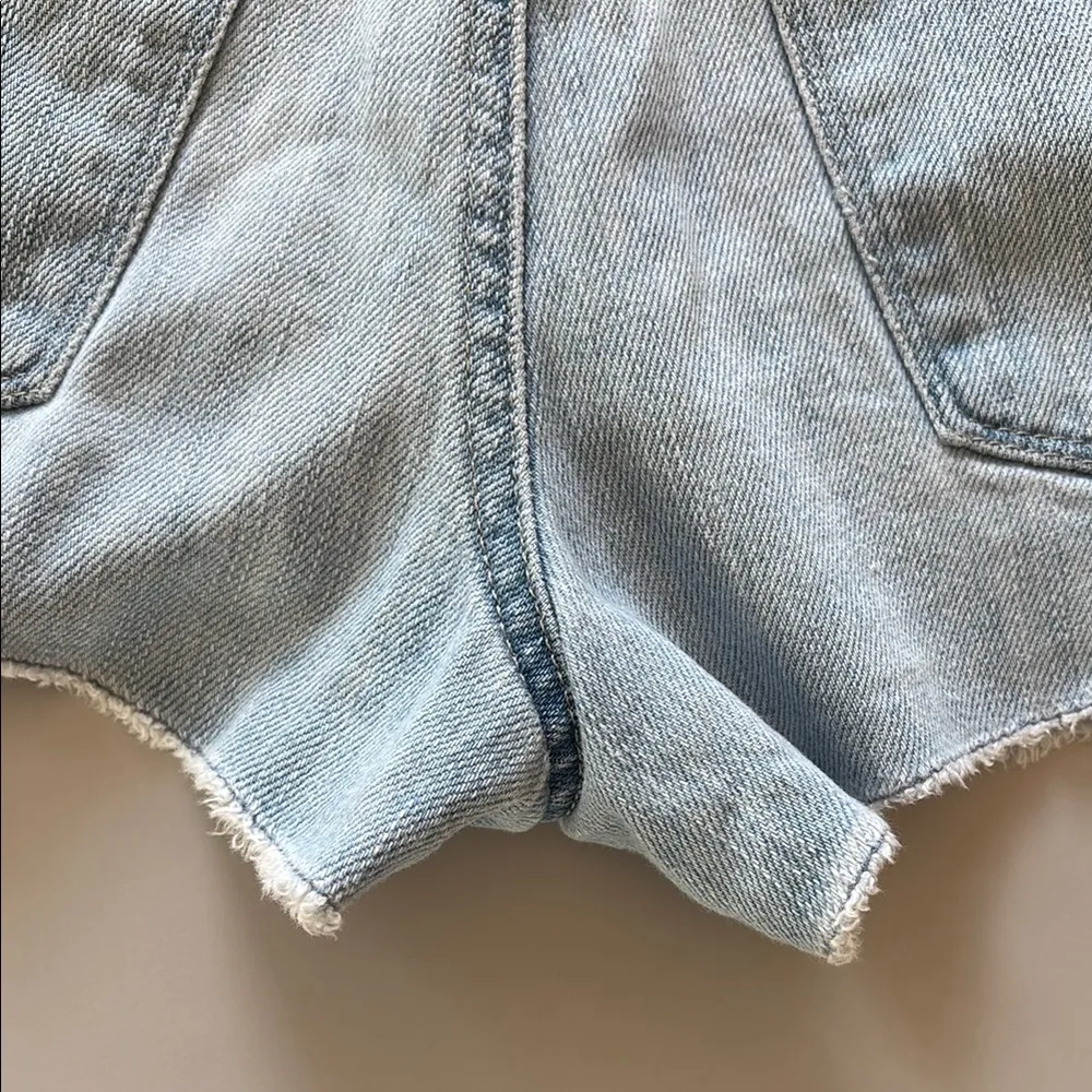 Light Blue Jean Shorts Distressed Crochet Lace Patchwork Size 28 - Image 12