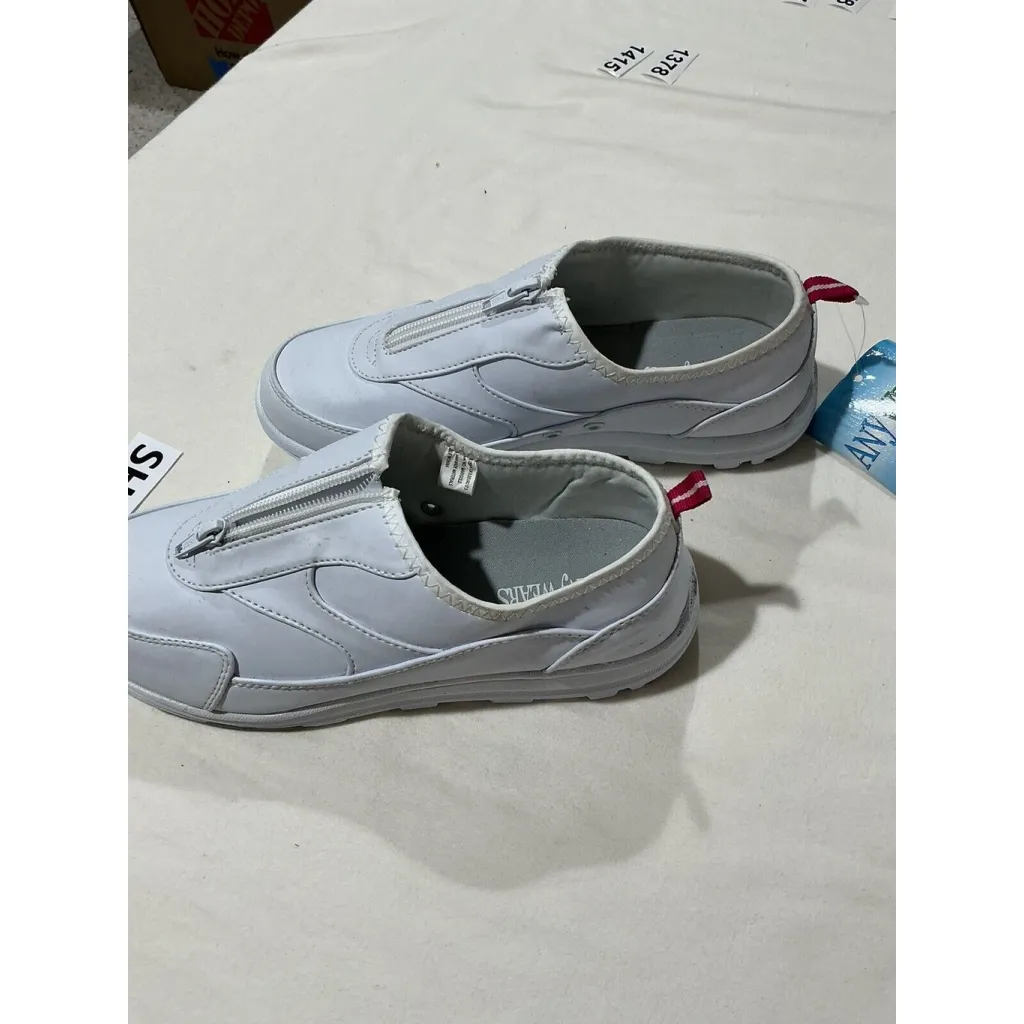 Womans Anywears White Size 8 Nursing Shoes Nwt Zip Front - Image 4