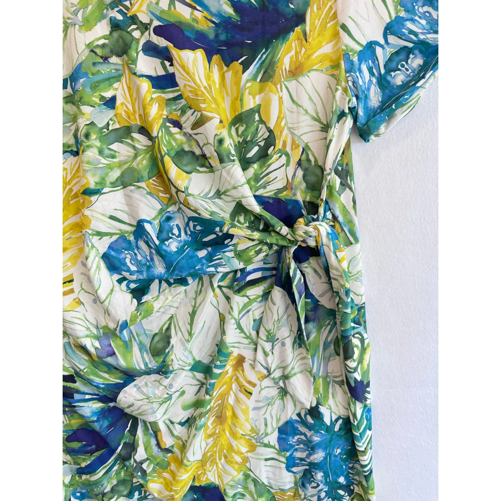 Chico’s Tropical Floral Tie Front Dress Size 3 XL Blue Green Yellow Stretchy - Image 5