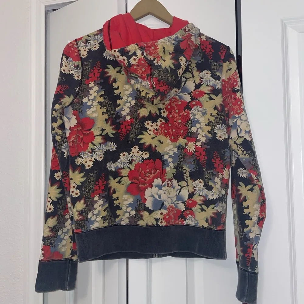 Y2K Lucky Brand Asian floral zip up - Image 3
