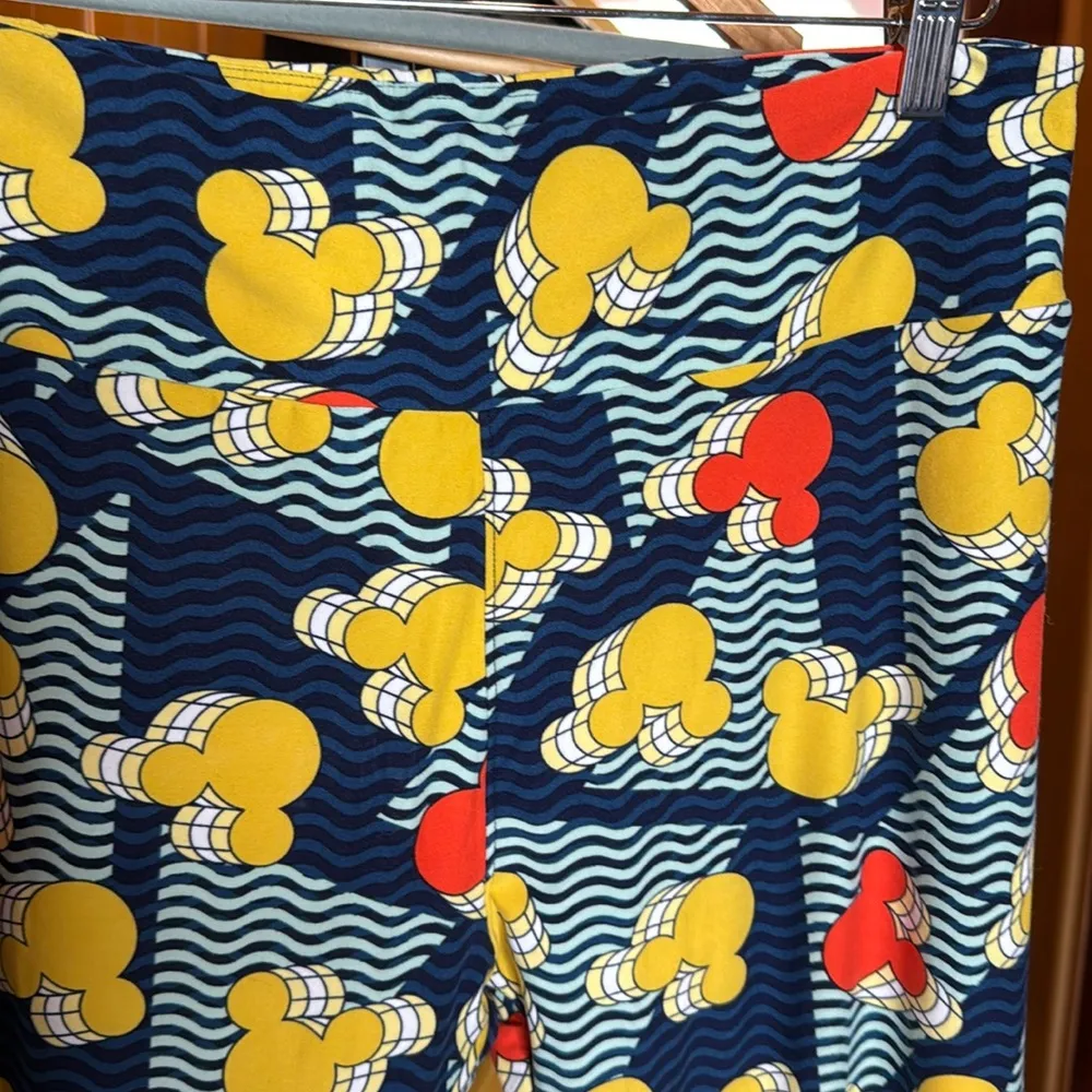 NEW Lularoe TC Tall & Curvy Disney Mickey Mouse Leggings Size 12-18 - Image 2