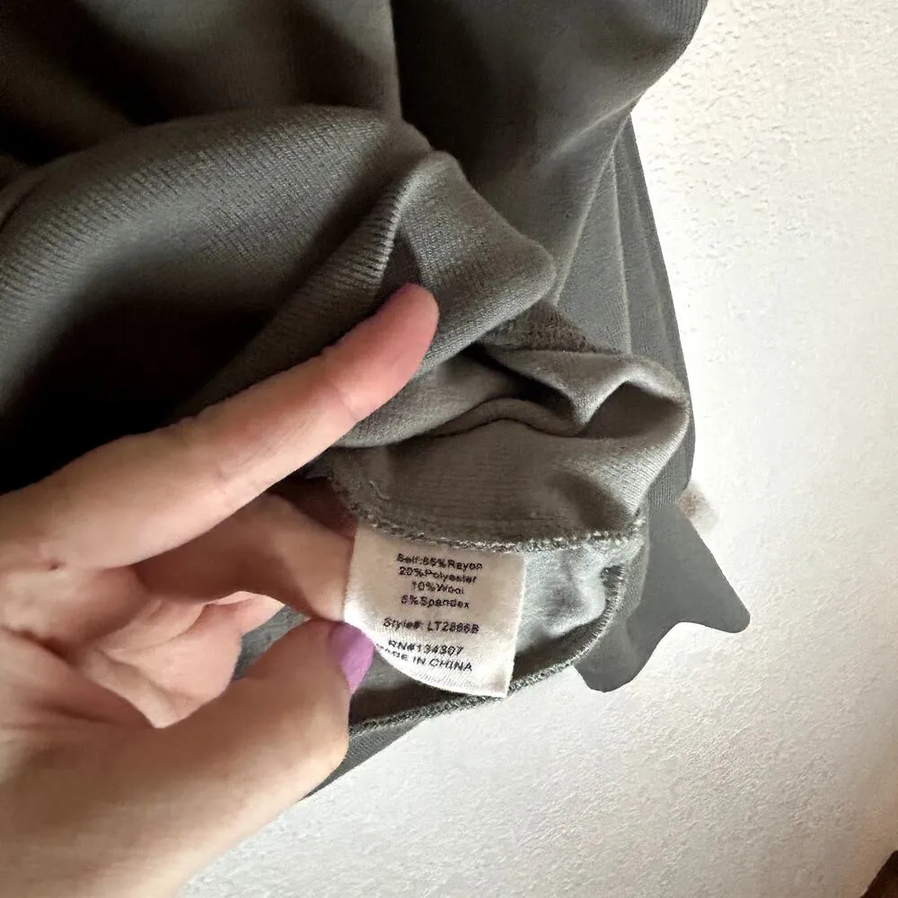 Line and Dot Monroe Turtleneck Gray Womens Size Large - Image 4