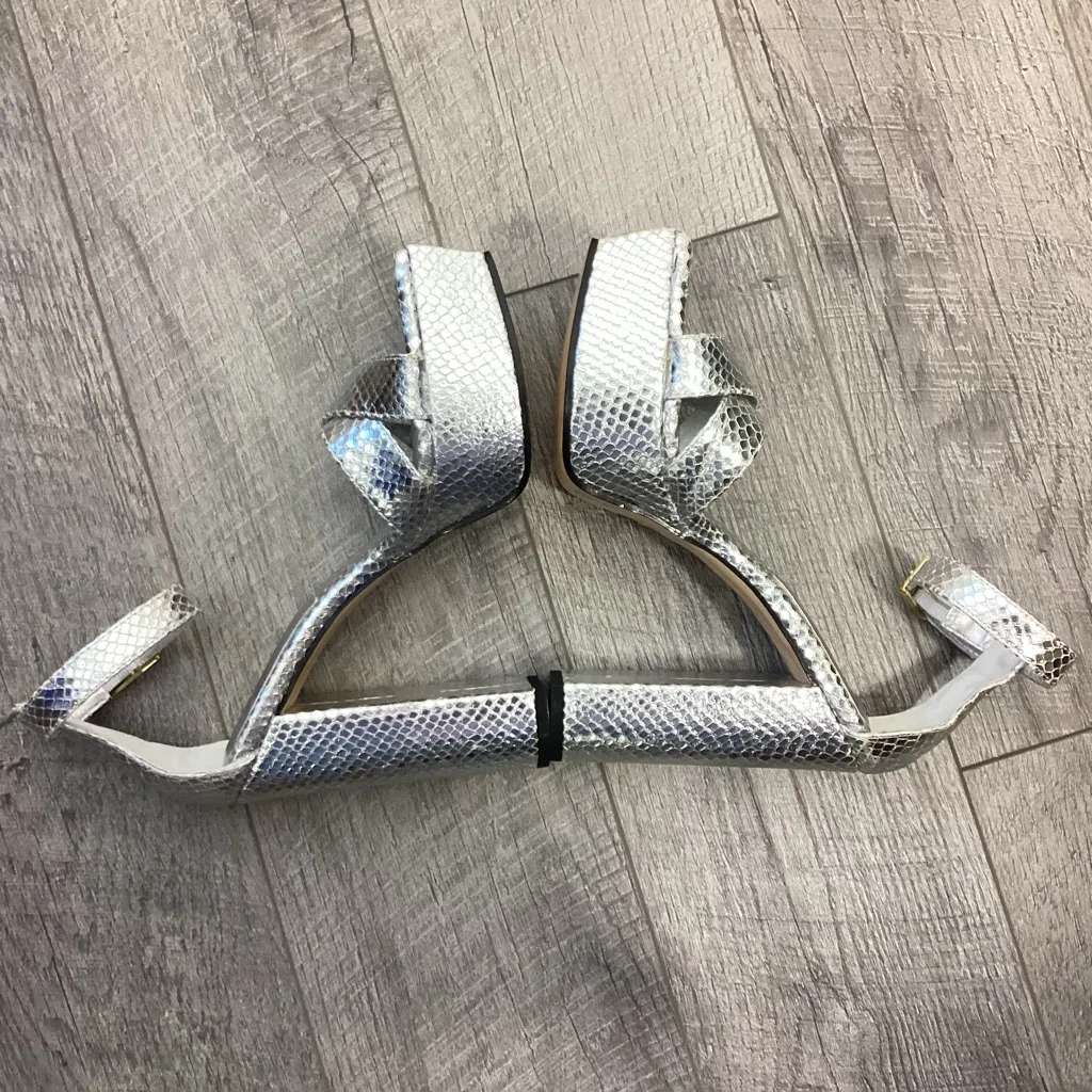 Good American Silver Snake Embossed Platform Block High Heel Size 7.5 - Image 6