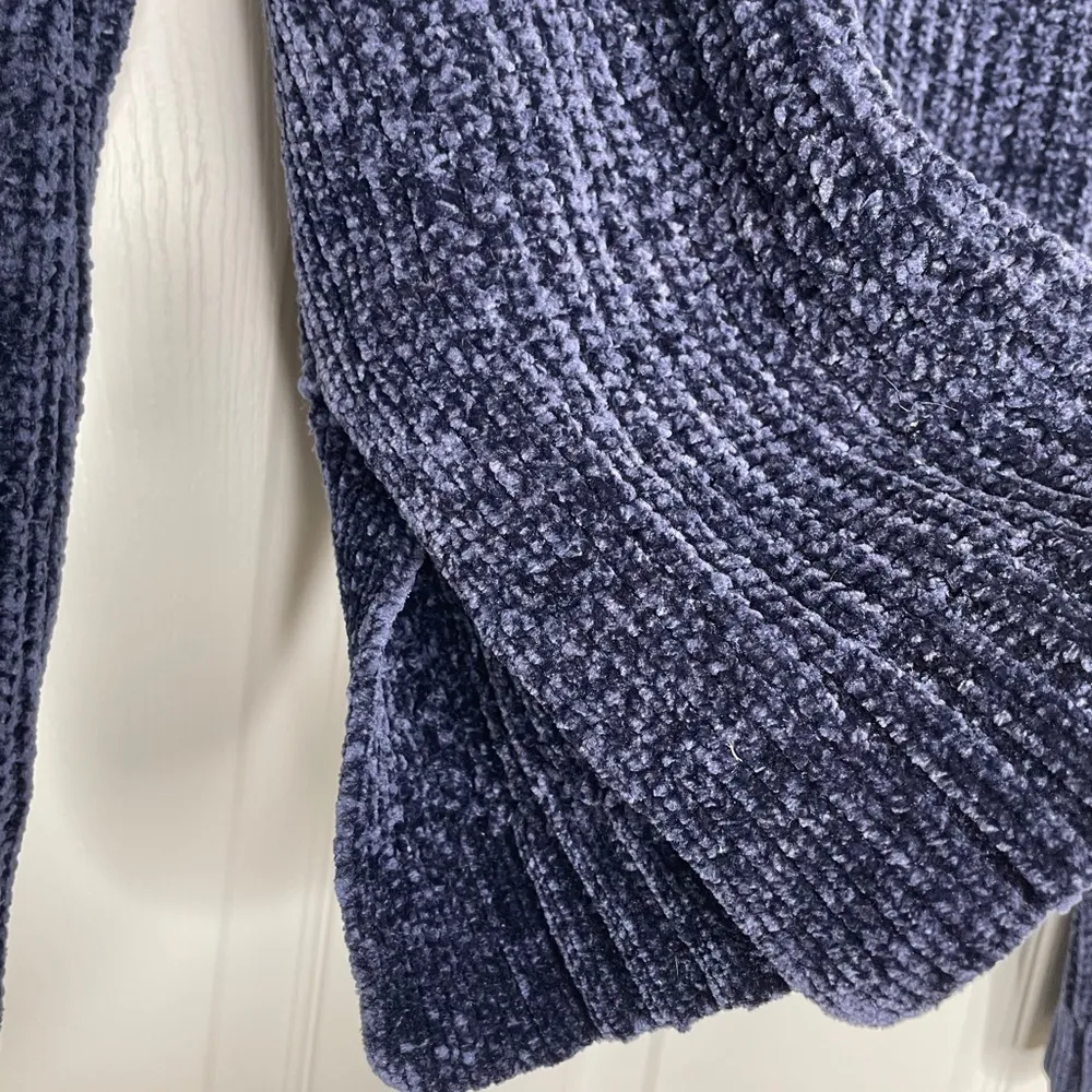 Aerie navy blue chenille crewneck sweater - Image 3