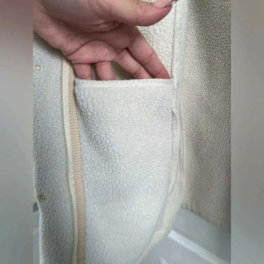 Patagonia high pile fleece Jacket (Size XS) - Image 8