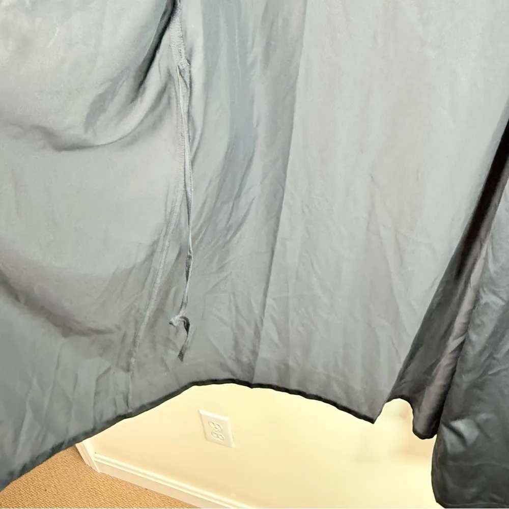 Thirdlove  Black Satin Robe - Image 5