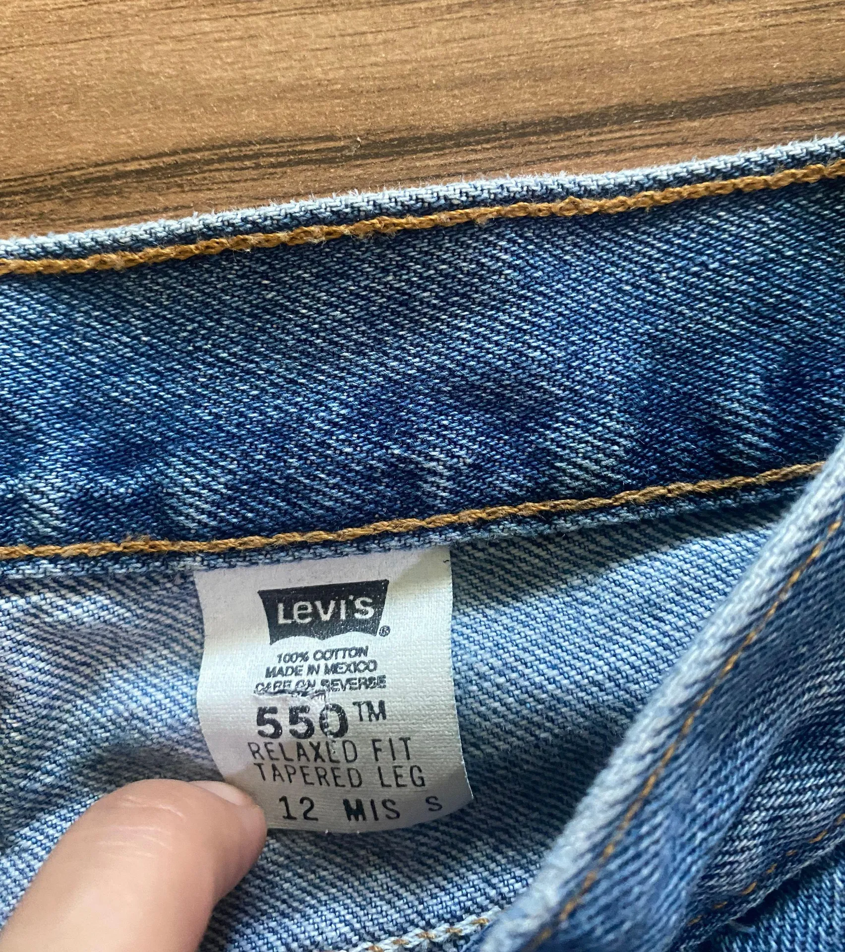 Levi’s Vintage 550 Jeans - Image 9
