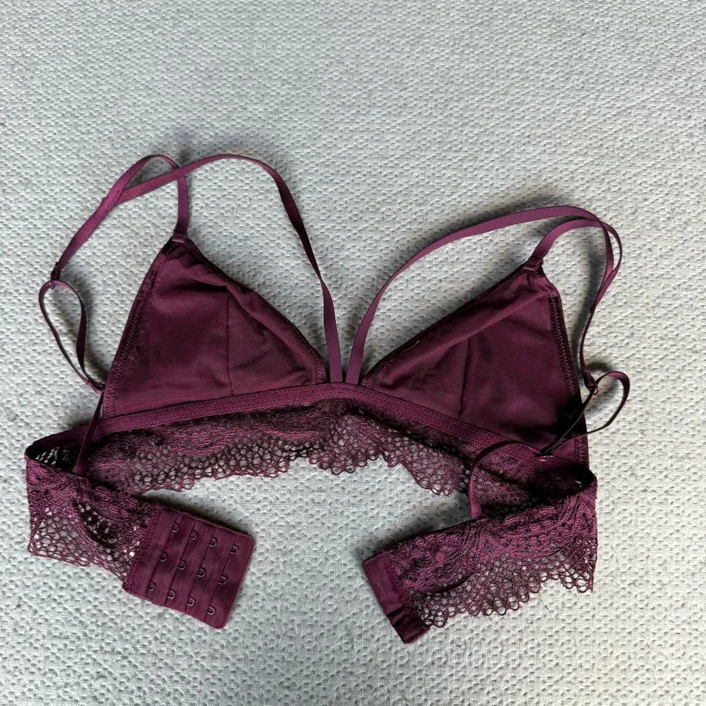 Victoria's Secret Burgundy Purple Lace Mesh Triangle Bralette Size Small EUC - Image 4