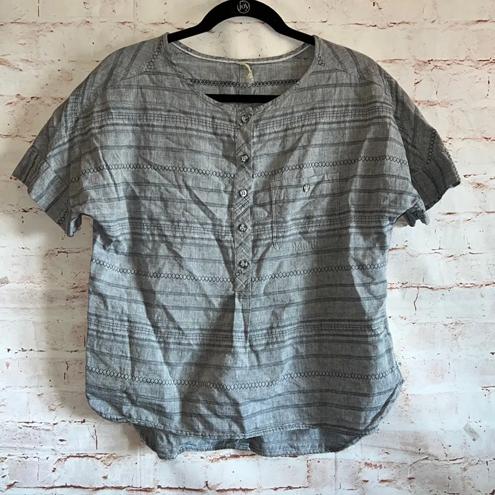 Mountain Hardwear palisade short sleeve chambray popover button front pockets M - Image 2