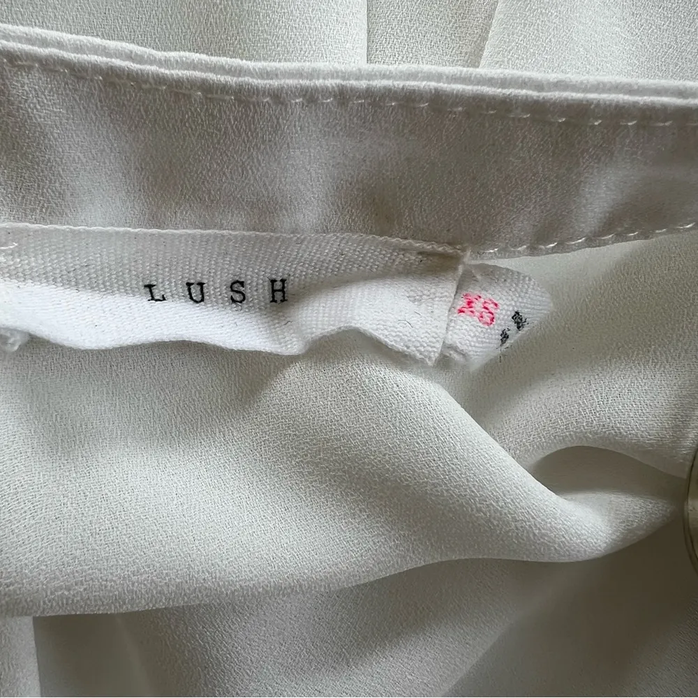 Lush Top Ivory Hi Low Sleeveless Tank Top XS Work lunch brunch everyday - Image 9