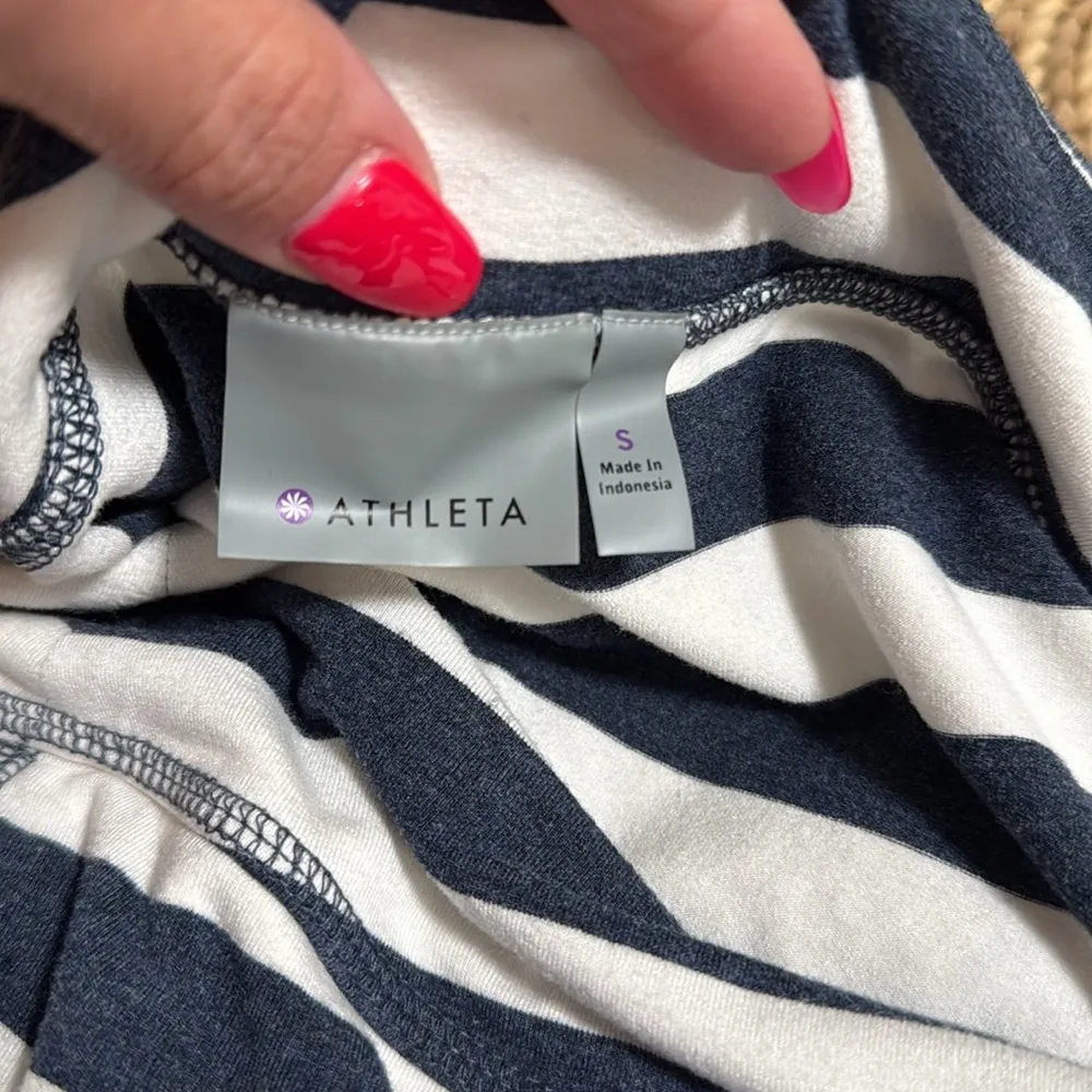 Athleta woman blue gray striped skirt woman size SMALL soft comfortable - Image 5