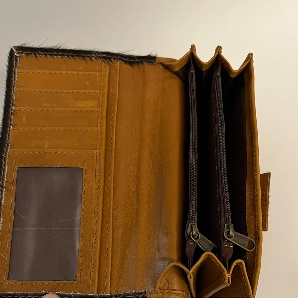 Leather Cowhide Wallet - Image 40
