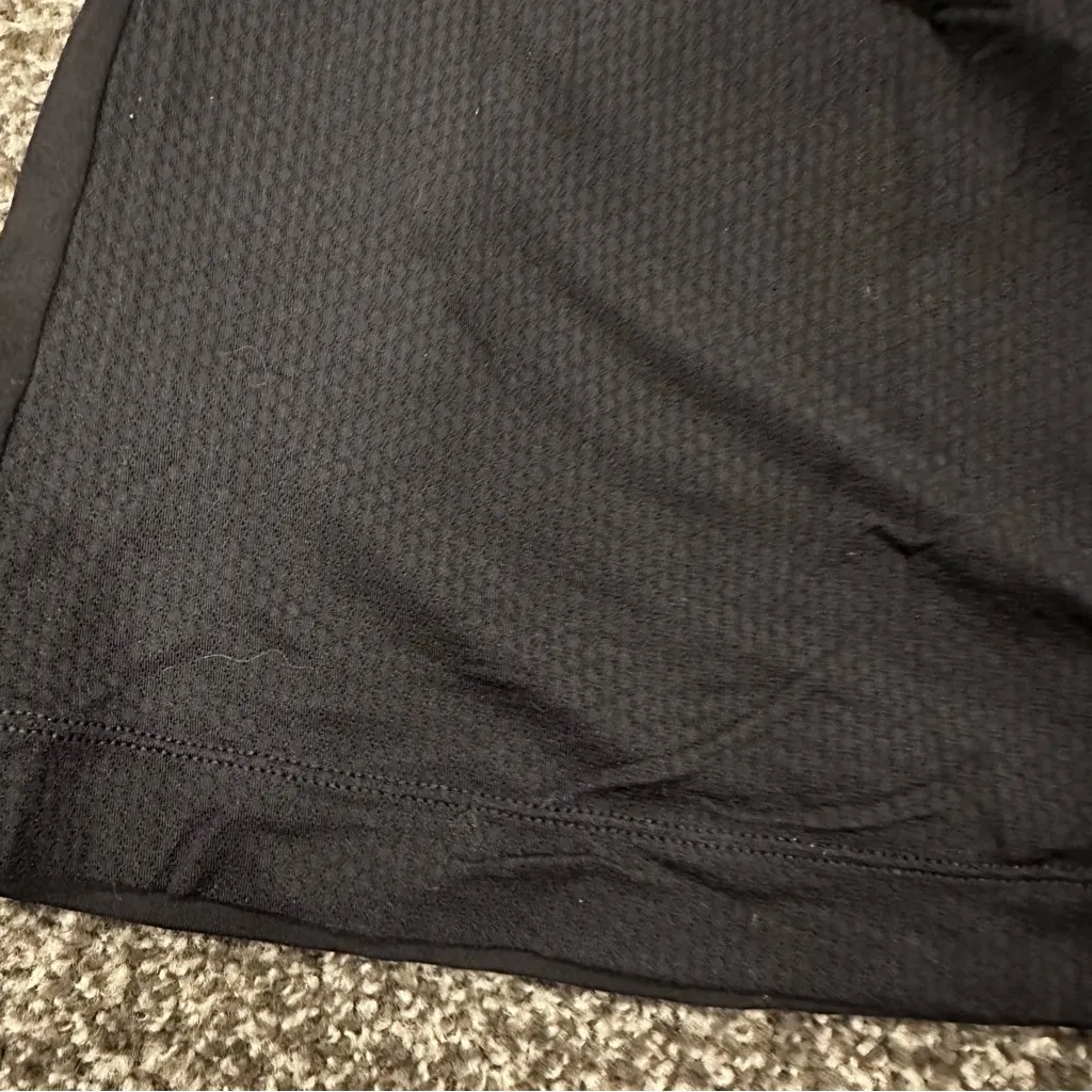 Lorna Jane open back Black Long Sleeve active Women's Top - Image 6