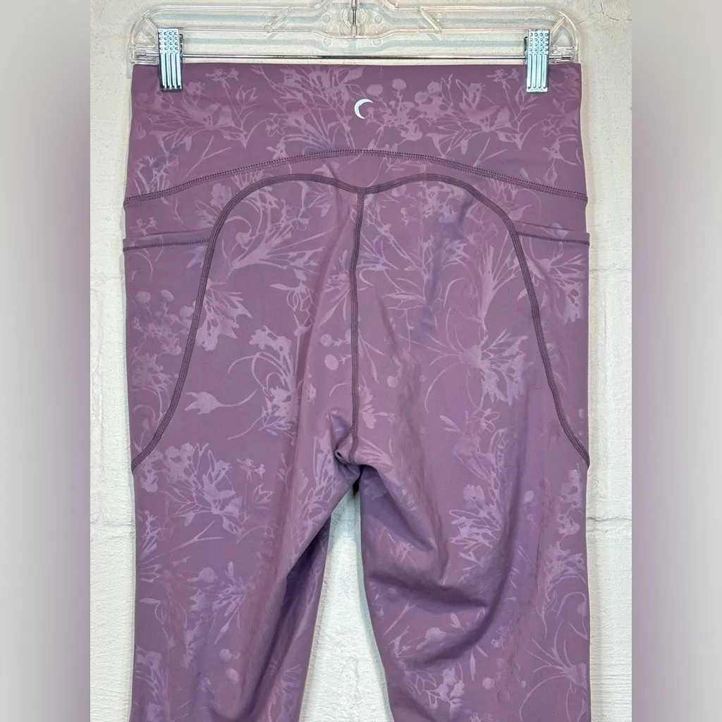 Zyia Active Woman’s Purple Floral Sporty Capri Leggings Size 6-8 - Image 6