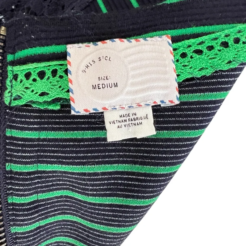 Anthropology Postmark Navy and Green Striped Tunic with lace sleeves Size Medium - Image 6