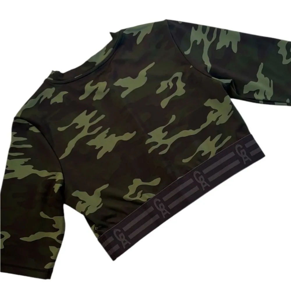 Like New Good American Icon Crop Workout Top Green Camo Size - Image 7