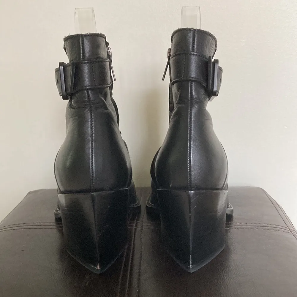 Helmut Lang  Black Leather Ankle Boots - Image 6