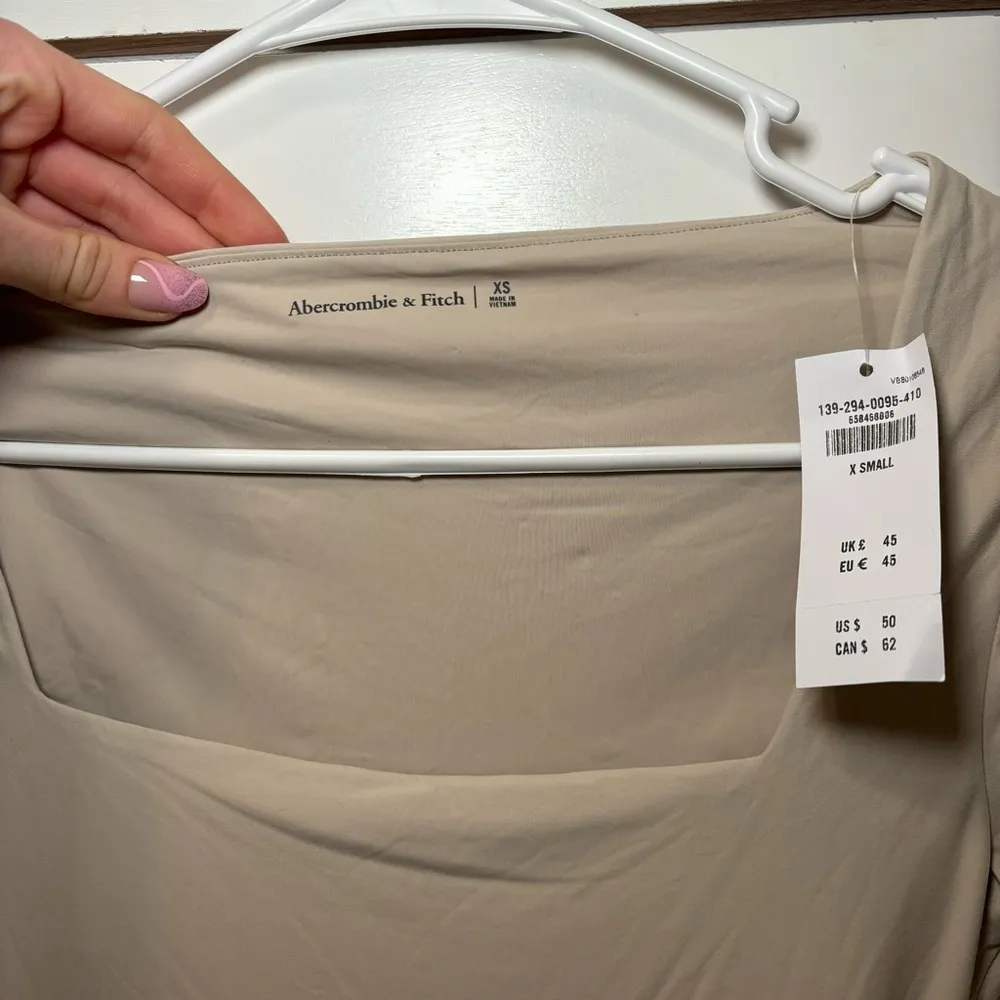 Abercrombie CREAM Seamless Square Neck Bodysuit NWT - Image 6