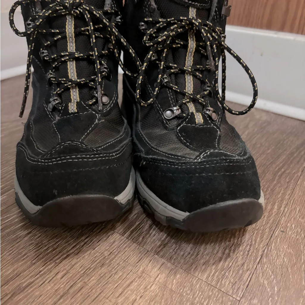 LLBean Primaloft Tek 2.5 Women’s Hiking Winter Boots 8.5 Excellent condition Black - Image 4