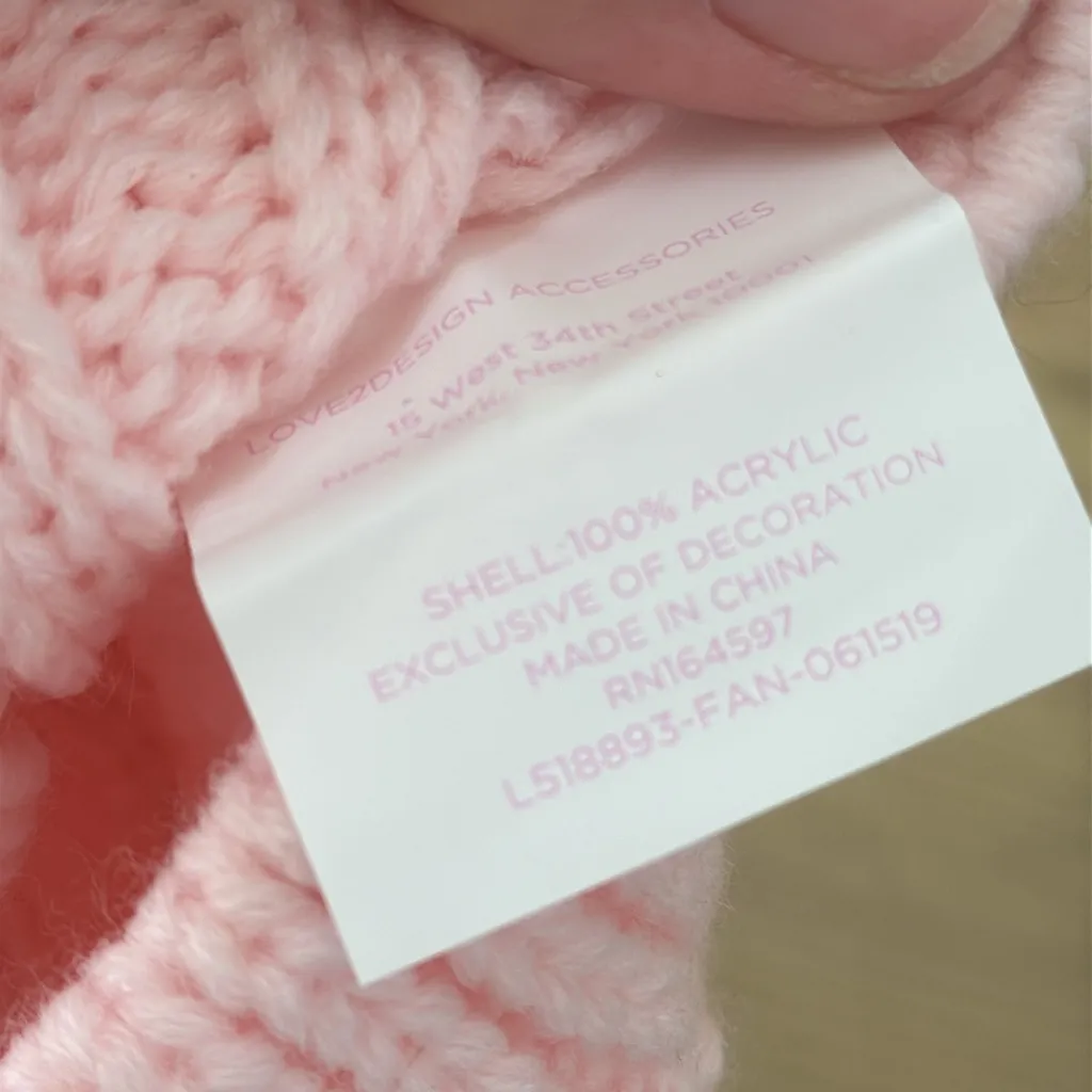 Lovr 2 Design Knit Beanie with Faux Fur Pom Pink - Image 7