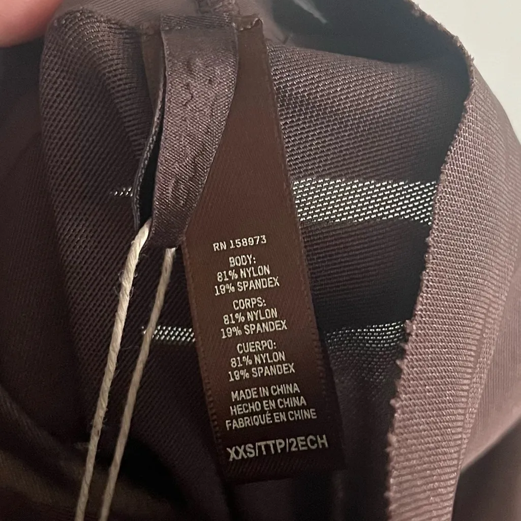 SKIMS Espresso Sheer Sculpt Low Back Cropped Leggings Size XXS NWT - Image 7