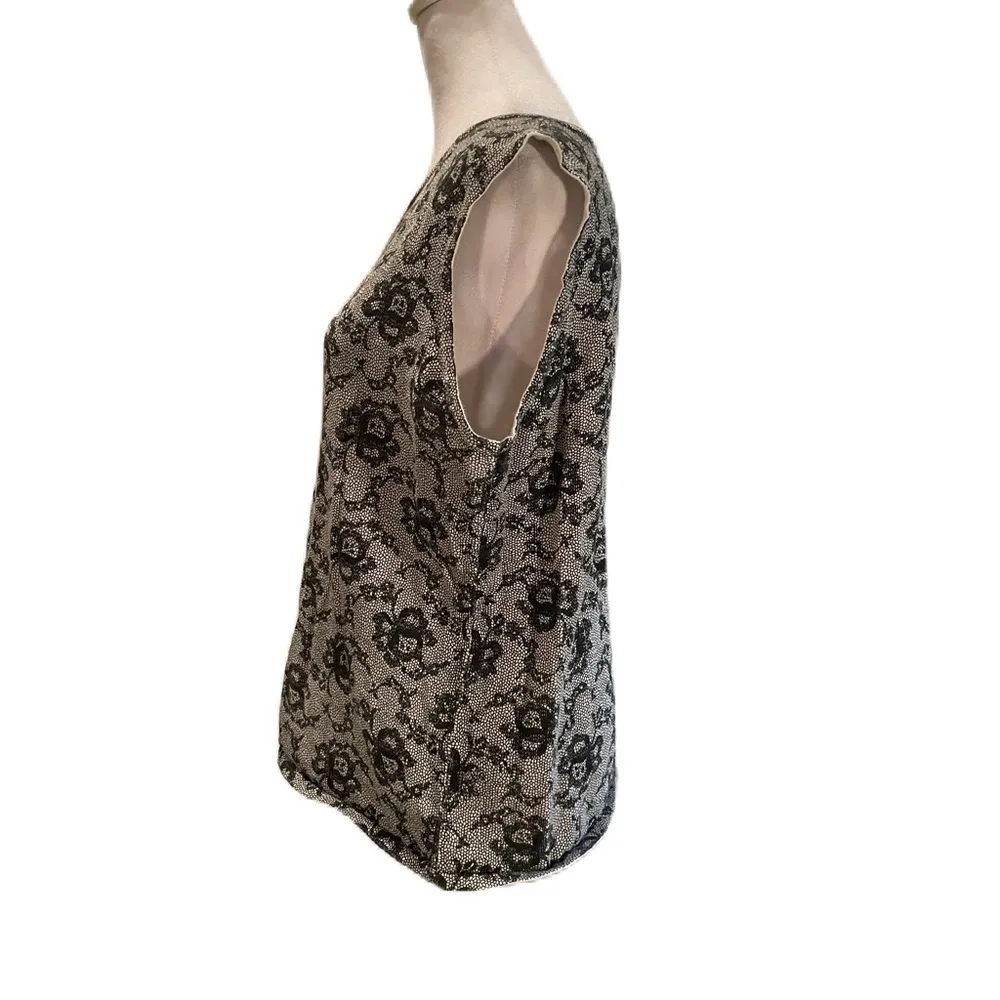 Black & White Floral w/ Lace Looking Print Sleeveless Tank Top Large - Image 3