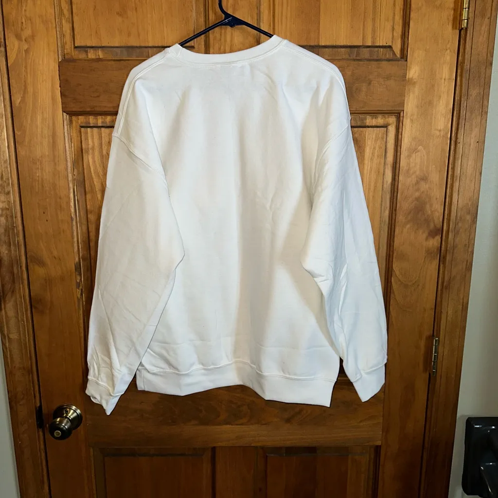 Detroit lions White Sweatshirt with Blue sequin glitter Lions logo size XL - Image 3