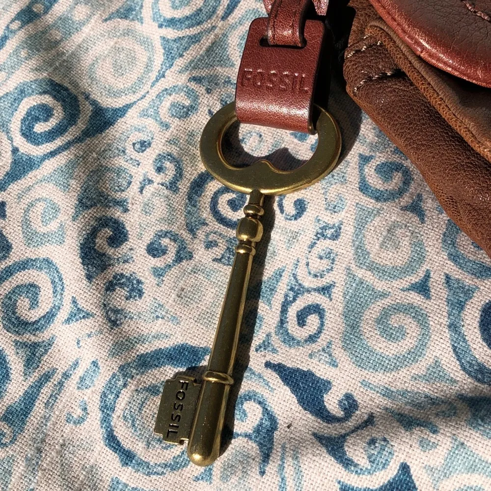 Fossil Mason Rich Burgundy-Brown Double Flap Choc Brown Leather Crossbody - Image 2