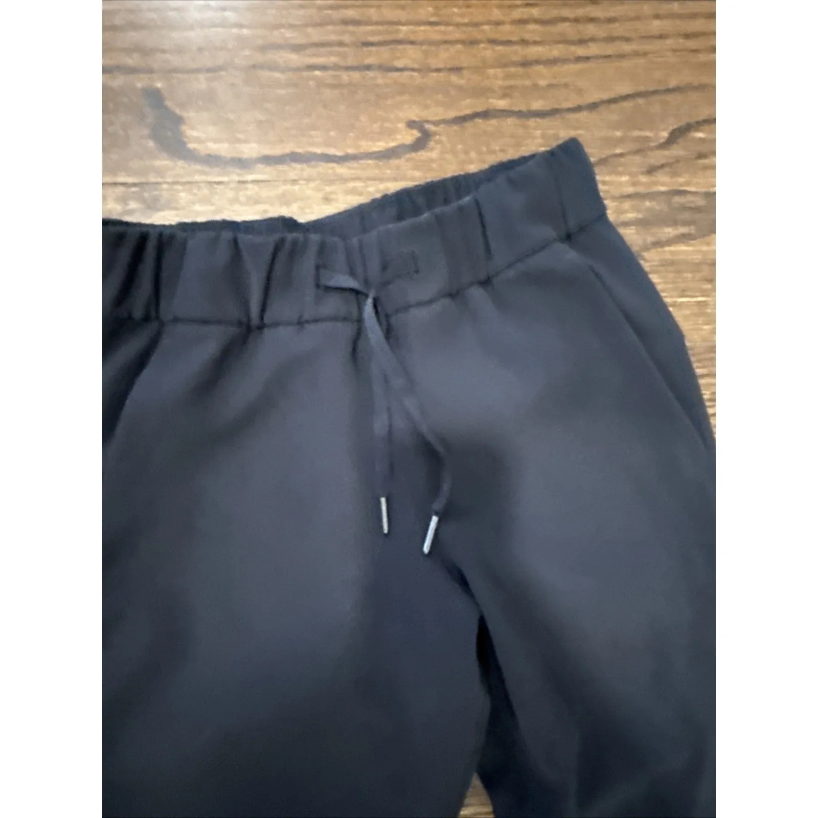 Lululemon Women's On The Fly Pant Style # W5ALWS Travel Pants Sz 2 2477 - Image 5