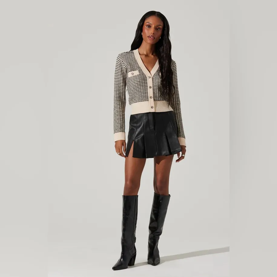 ASTR Ellory Wool Blend Striped Cardigan Black Cream One Size NWT Revolve - Image 4