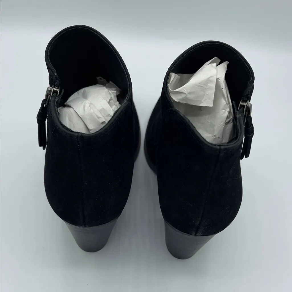 Baretraps Cacie Laser-Cut Ankle Booties in black faux suede Size 8M - Image 3