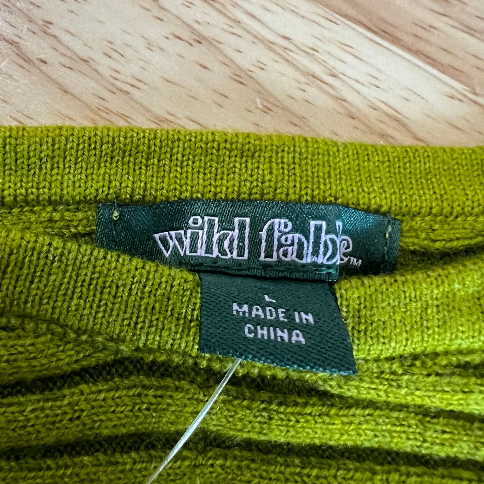 Wild Fable Women's Green Apple Ribbed Sweater Tiny Bra Top - Size Large - NWT - Image 2