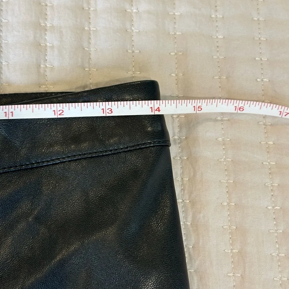 ASOS Designs leather look black pants size 6 - Image 6