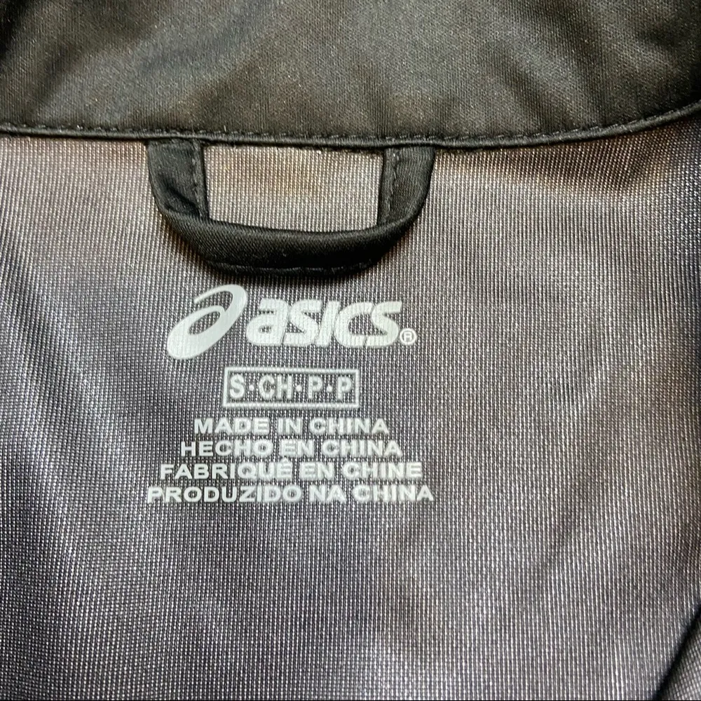 Asics Womens Black Running Jacket. Size Small. EUC - Image 7