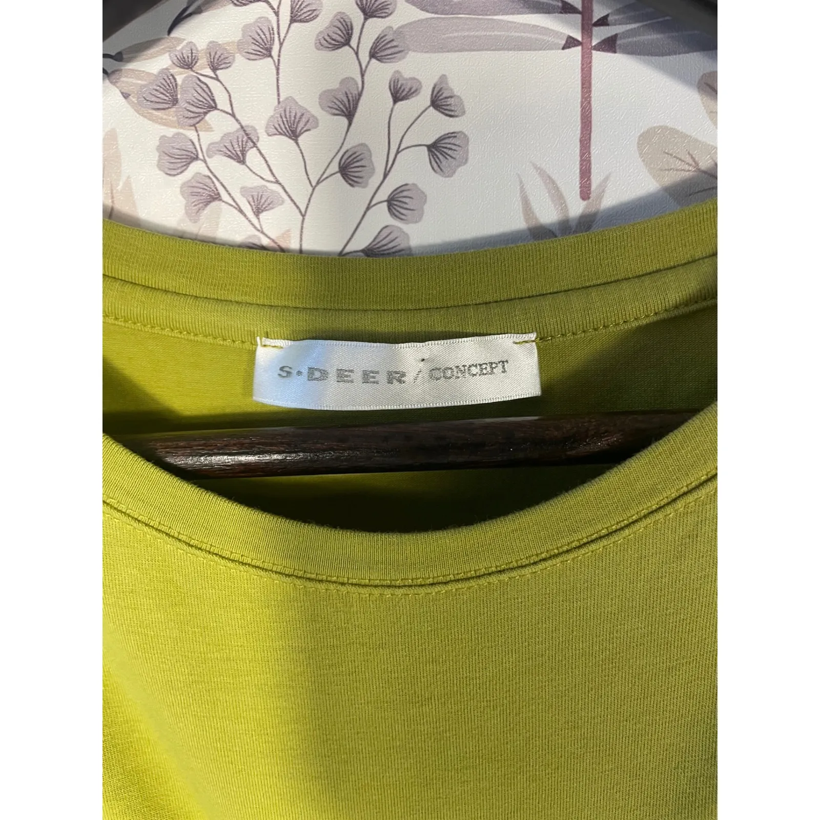 S.DEER‎ CONCEPT Women's Green Ruched Puff Sleeve Top Women's M Stretch Cotton Size M - Image 3