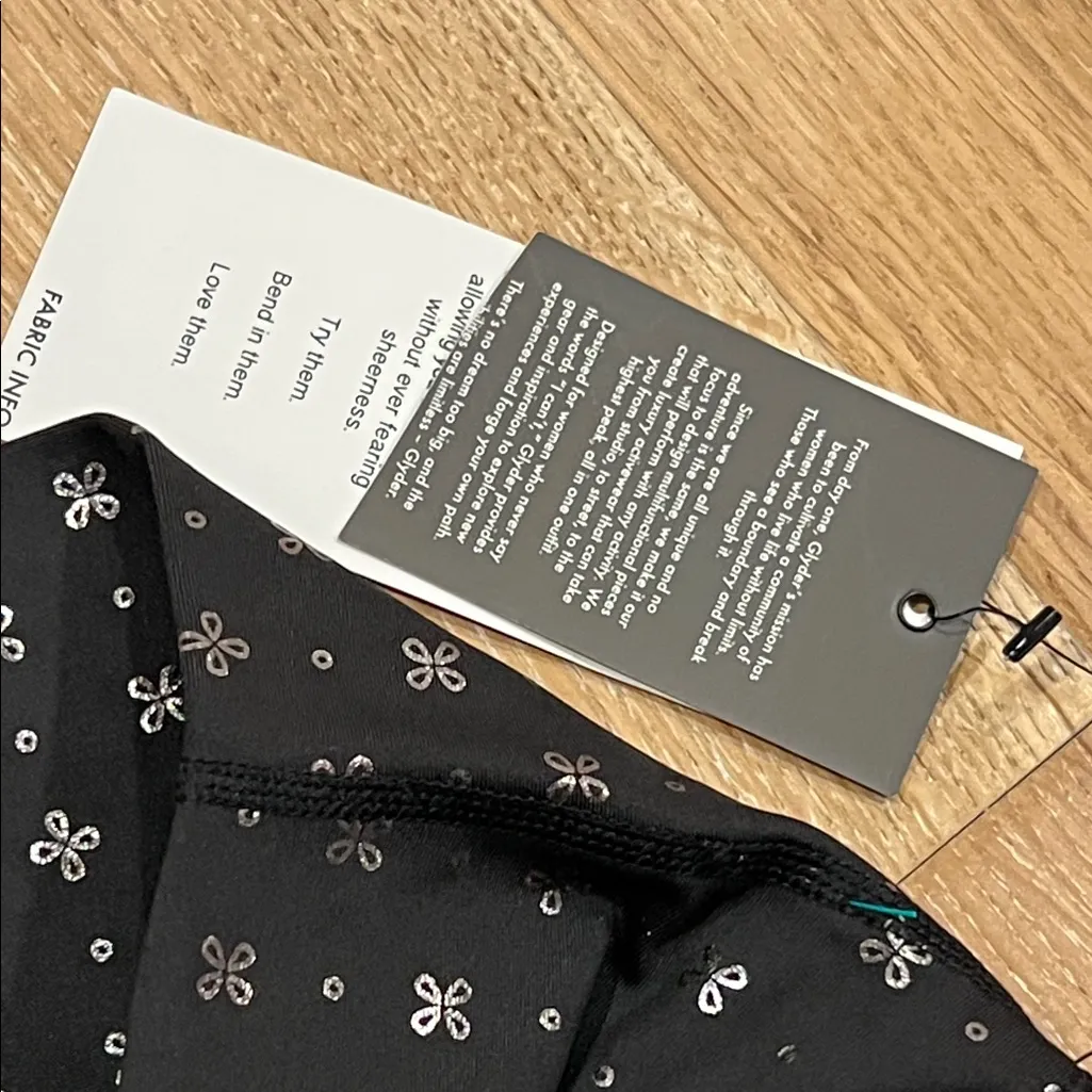 Glyder Black‎ and silver  Patterned Bike Shorts medium - Image 4