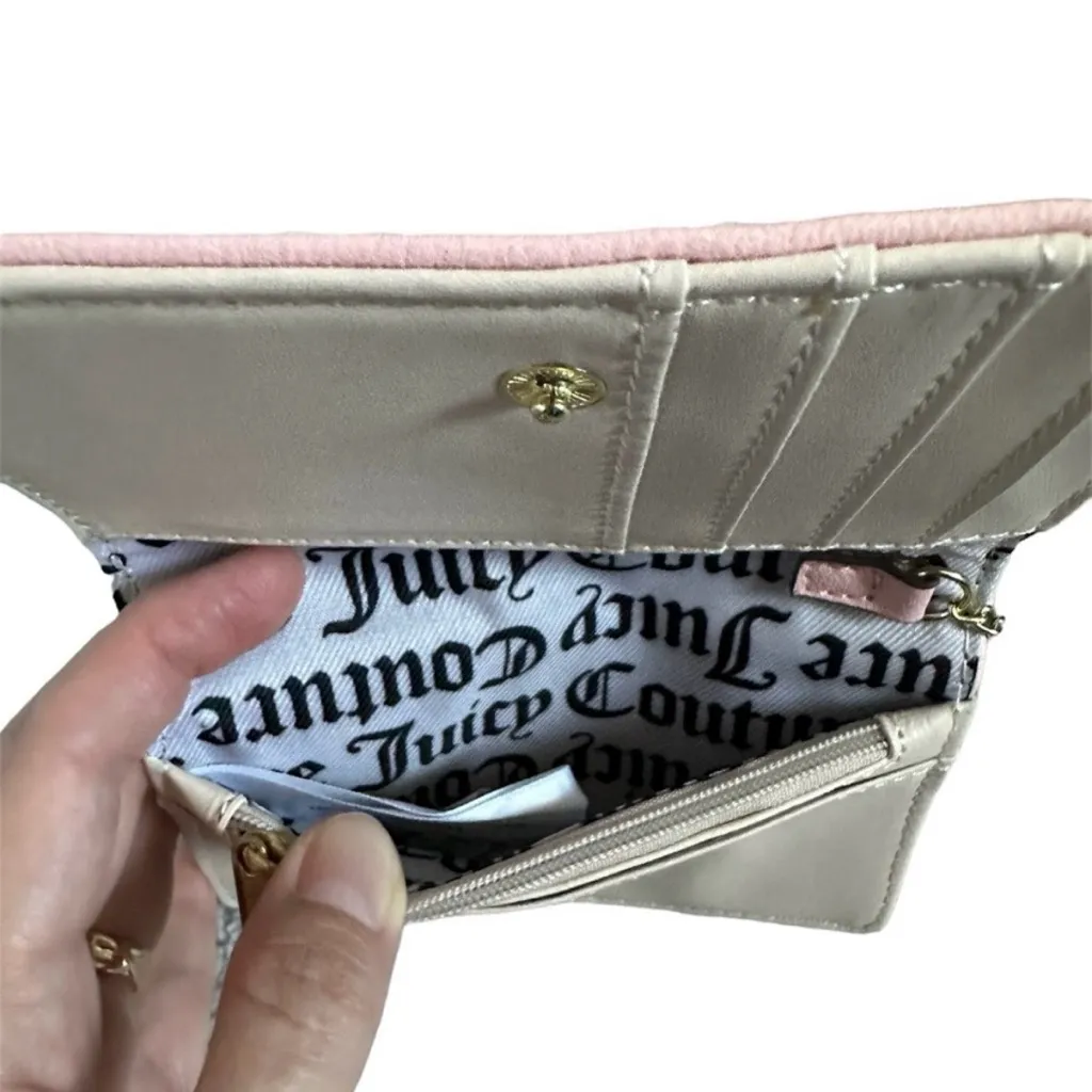 Juicy Couture Light Pink Bi-Fold Wallet - Image 4