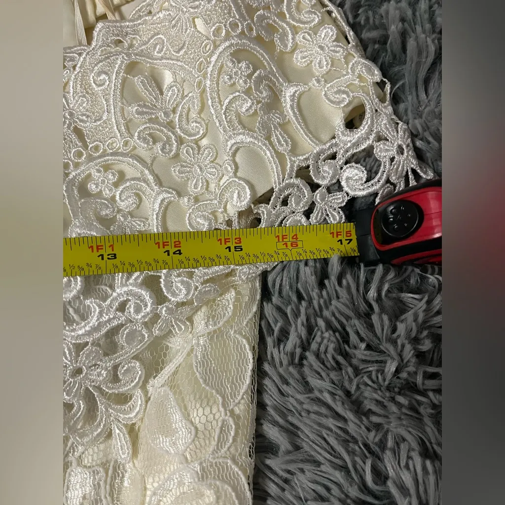 Jessica McClintock Vintage Women’s Off The Shoulder Lace Wedding Dress Size 7/8 - Image 13