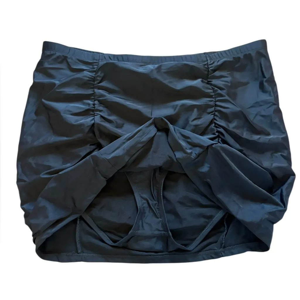 Torrid High Rise Short Ruched Swim Skirt Womens Size 3X NEW Tummy Control Black - Image 5