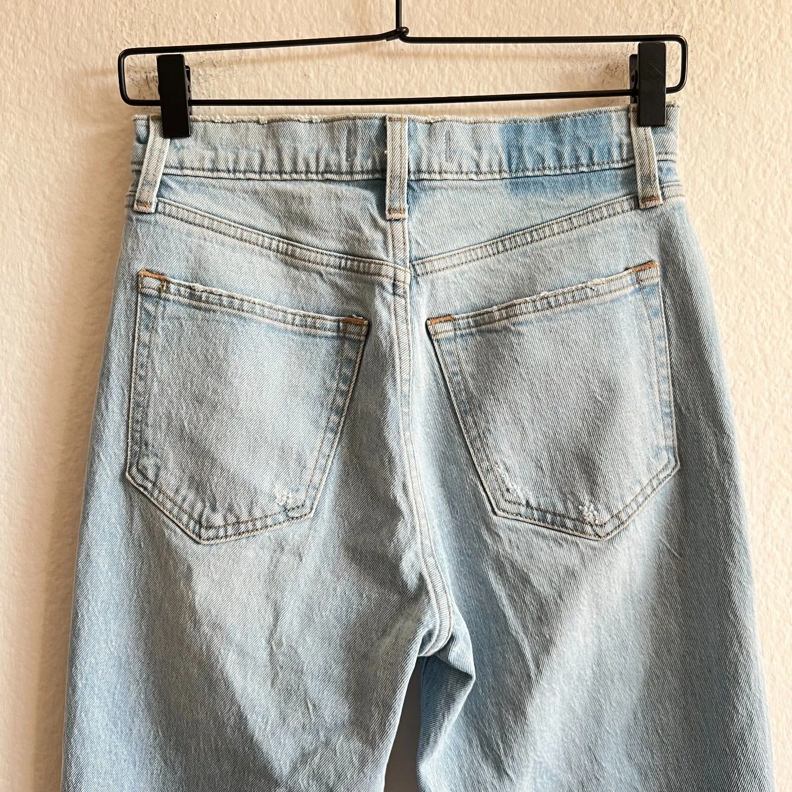 ABERCROMBIE & FITCH The 90s Straight Ultra High Rise Split Hem Jeans Womens 2/26 - Image 4