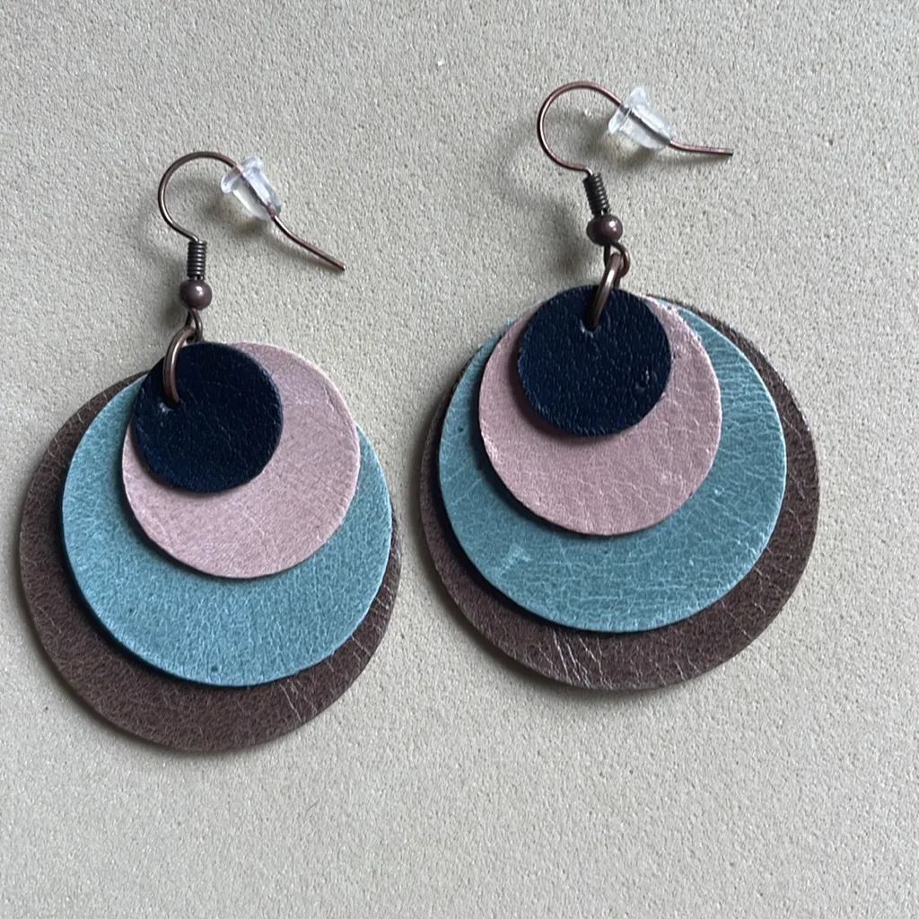 Handcrafted genuine leather earrings - Image 2