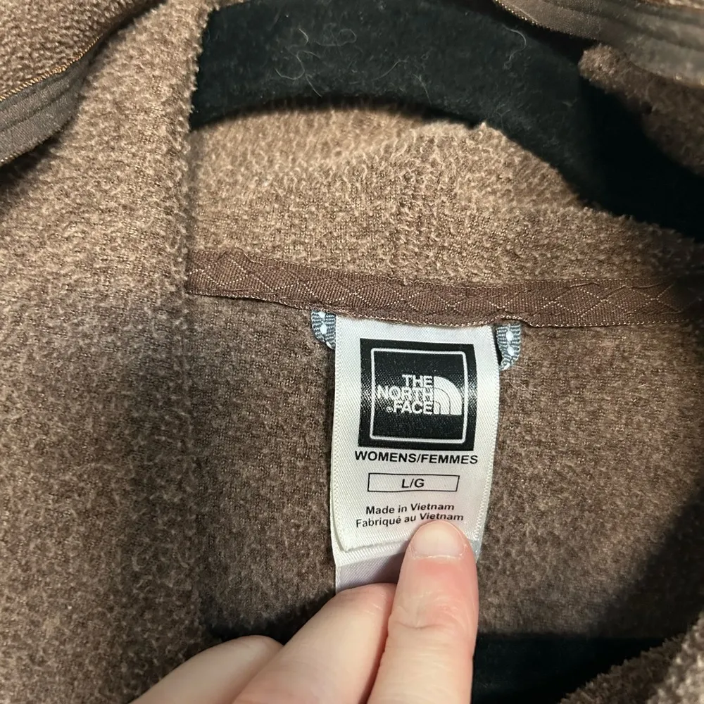 The North Face Kendall Jenner Brown Fleece Jacket - Image 7