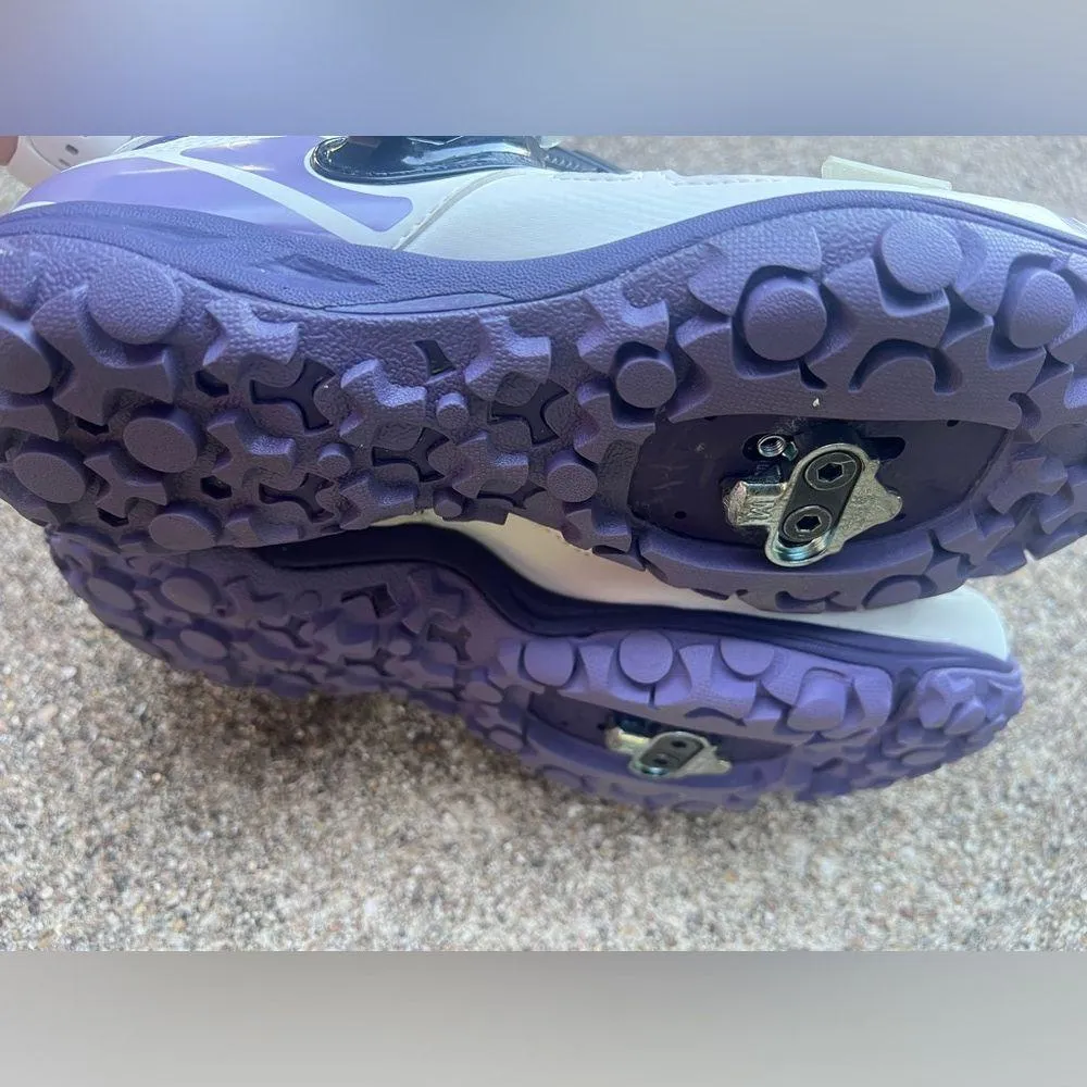 Women’s purple white Pearl Izumi
X-Alp Enduro IV Bike Shoes - Image 5