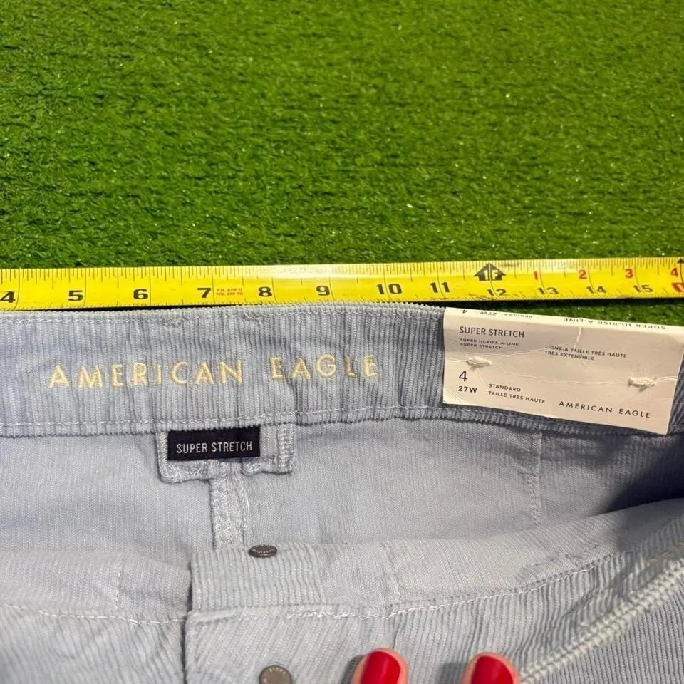 American Eagle Women's Size 4‎ Light Blue Corduroy Mini Button Up Skirt Pockets - Image 4