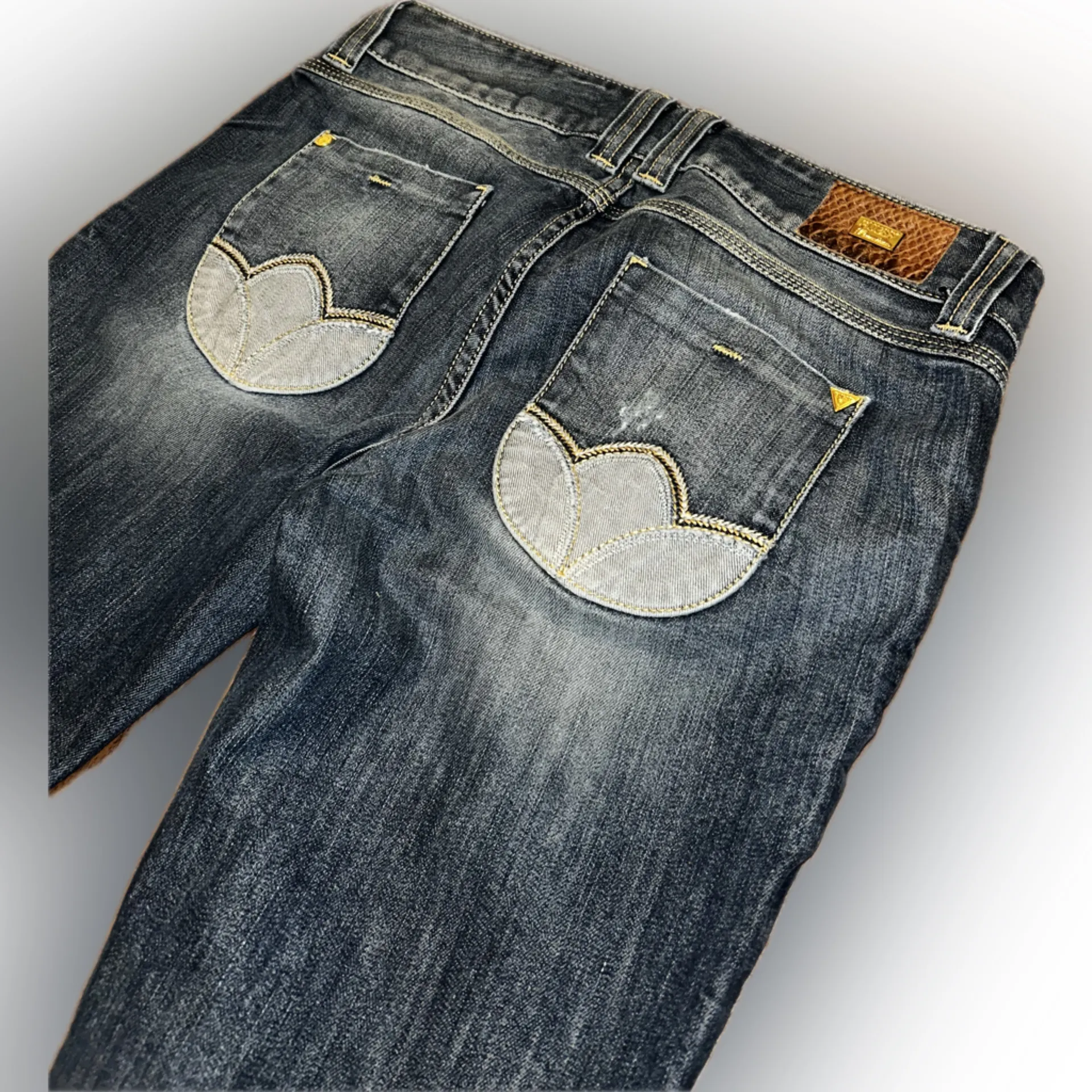 Guess Premium Denim Daredevil Low Rise Straight Leg Y2K Embroidered Pockets 30 - Image 4