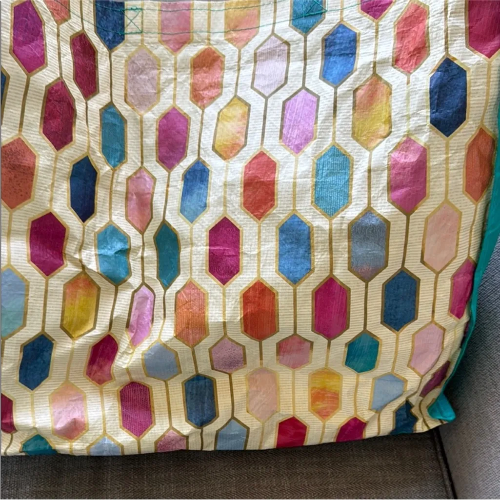 Wallflower Cozy White Sherpa Half - Image 10