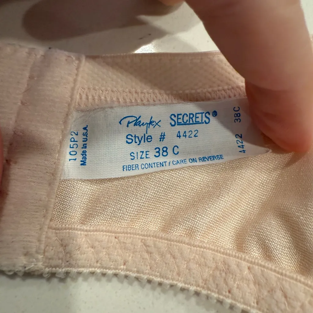 Vintage Playtex Secrets Bra Blush Lace Underwire Unlined Bra Made in USA - Image 8