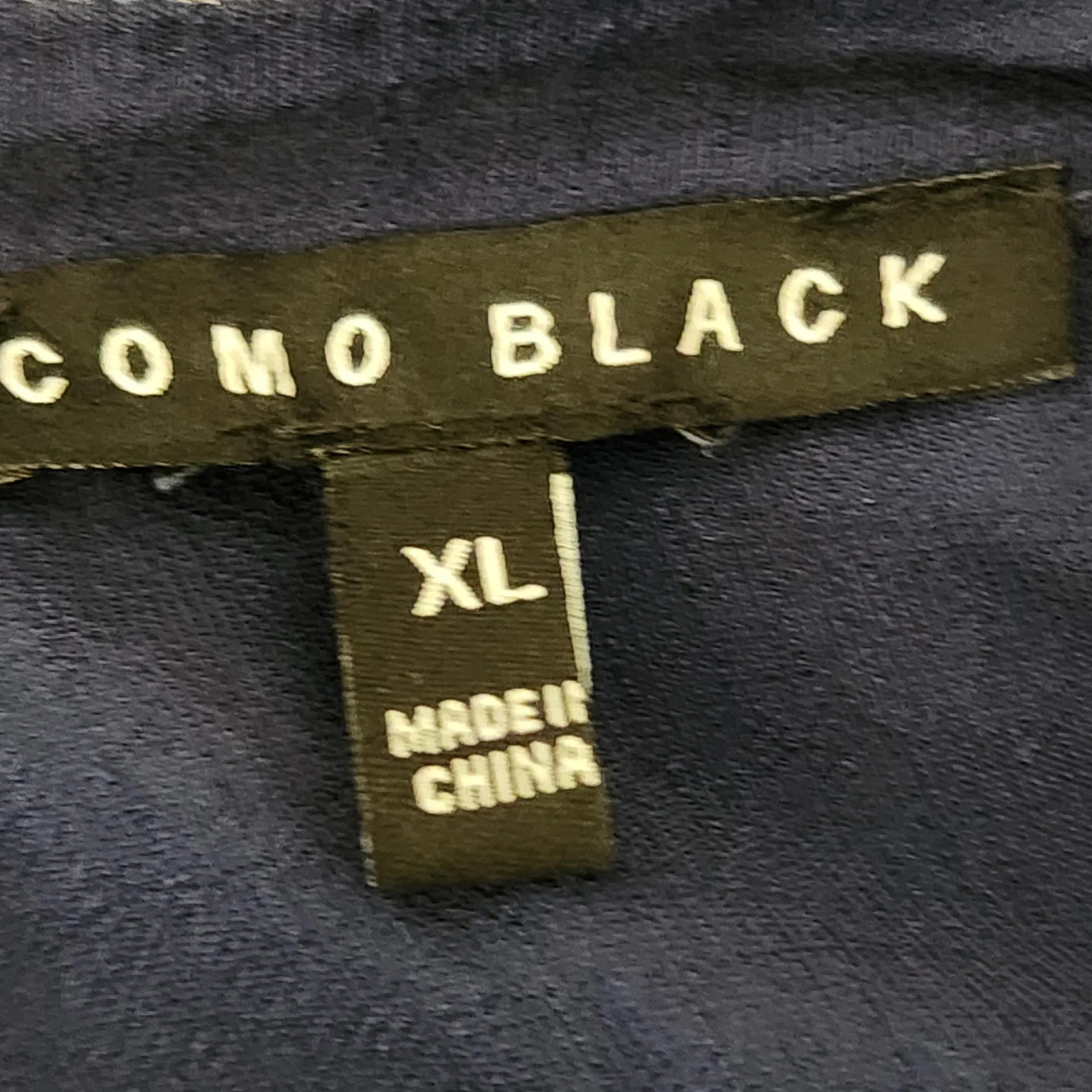 Como Black Navy Short Sleeve Button-Up Blouse Size XL - Image 7